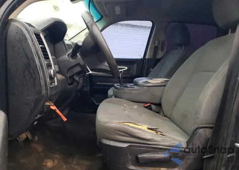 2013 Ram 1500 St z USA, uszkodzony, nr VIN 1C6RR6KG9DS571353